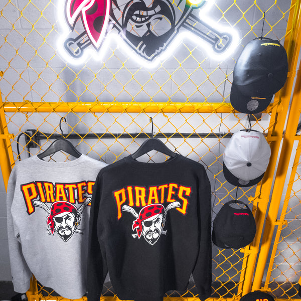 MLB® M&N® X 412® Crewneck Pirates®