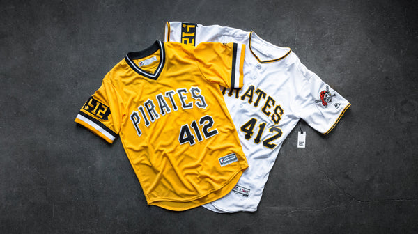 Pittsburgh Pirates Majestic ユニフォーム M/M Men's Pittsburgh Pirates Majestic Alternate Gold Flex Base