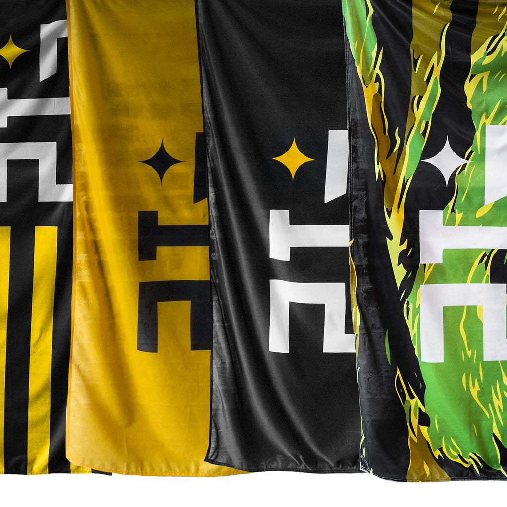 412® Flags